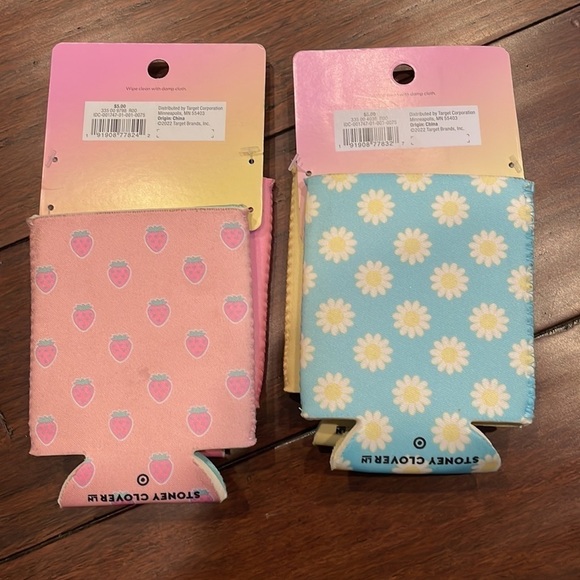Stoney Clover x Target Koozie Drink Sleeves NWT - Picture 2 of 3